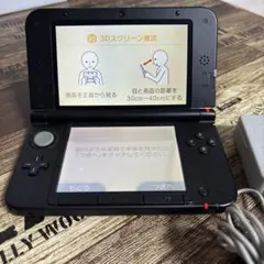 ニンテンドー3DS LL レッド 充電器付き　タッチペンなし