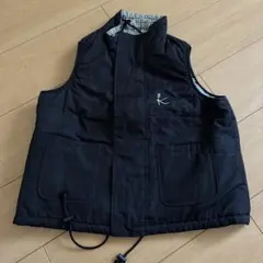 ブラック、チェック中綿ベスト 組曲Kロゴ入り