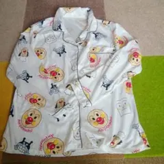 【新品未使用】アンパンマン　パジャマ　ルームウェア　レディース　長袖