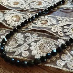 ブラック多面カットビーズネックレス