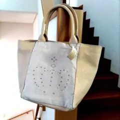 ベージュ レザー 風トートバッグ クラウン装飾