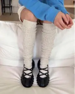 Samoyed カジュアルガーリーリボンクロスストラップシューズ　バレエコア