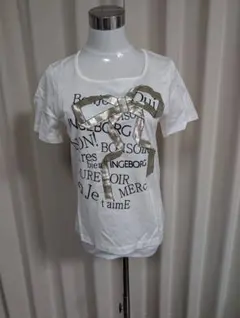 インゲボルグ　ロゴ柄ホワイトTシャツ