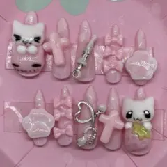 いちご×ミルク⓵ネイルチップ地雷系 量産型 姫系 ハンドメイド