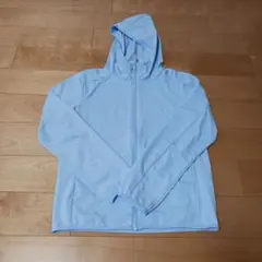 UNIQLO AIRism 水色パーカー 140