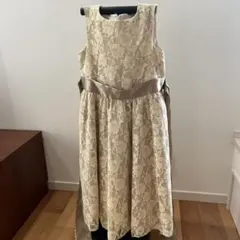 アイボリーフラワーレースドレス