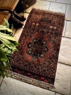 ヴィンテージラグ　トライバルラグ　ラホール産（161×98cm）赤　茶　黒 LARGE SIZEのヴィンテージラグ・トライバルラグ・手織り絨毯