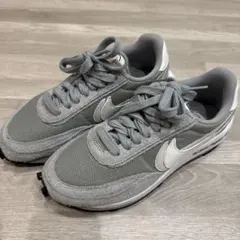 Nike sacai fragment スニーカー