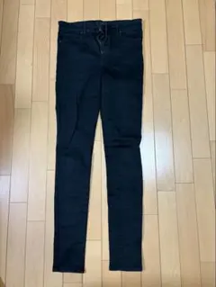 UNIQLO ブラック スキニーパンツ