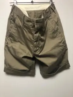 ジーユー チノショーツ/ハーフパンツ サイズM ベージュ色 メンズのサムネイル