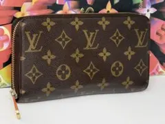 美品！ルイヴィトン　モノグラム　ジッピーウォレット長財布
