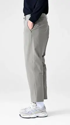 New Balance パンツ　MET24 Straight Fit Mサイズのサムネイル