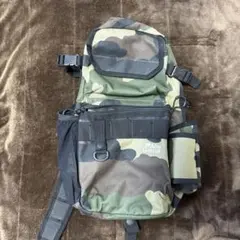 Abu Garcia カモフラージュ ショルダーバッグ