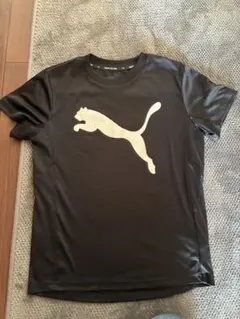 PUMA ブラック Tシャツ 140サイズ