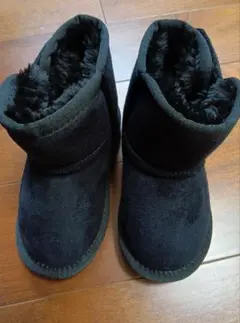 バースデイ ムートンブーツ 16cm