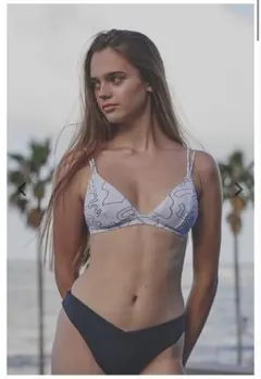 新作【ALEXIA STAM】Bianca Gallery