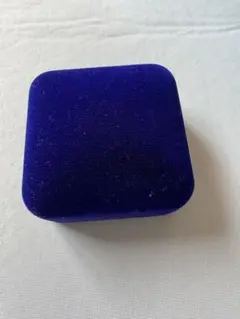 紺色　リングボックス