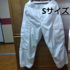 GU スーパーワイド カーゴパンツ