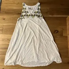 yul 像柄　ワンピースのサムネイル