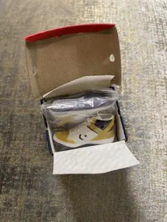 CONVERSE ALL STAR HI WEAPON HI ミニフィギュア