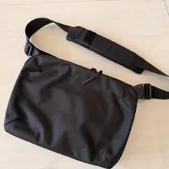 ELGOFINITE The Tokyo TechPack Sling 中古