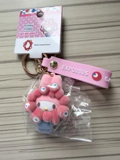 新品 新作 ミャクミャク サンリオ フロッキーキーホルダー　マイメロ
