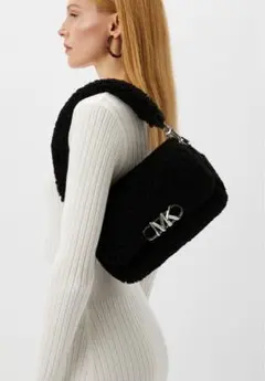 MK 黒 ファー ショルダーバッグ