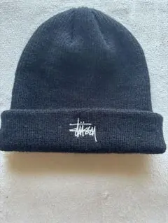 Stussy ニット帽 ビーニー ブラック 刺繍ロゴのサムネイル