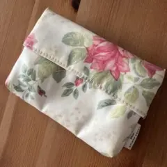 LAURA ASHLEY ティッシュポーチ