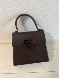 ferragamoブラウン ハンドバッグ スクエア型