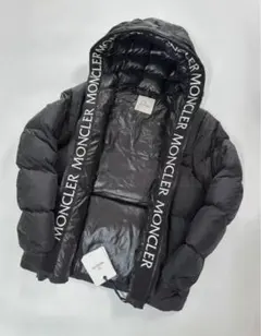超人気商品✨MONCLER モンクラー　冬にいかがでしょう‼️
