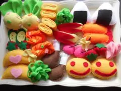 フェルトおままごと★お子様ランチ食べものキッチンごっこ遊び誕生日お祝い食育弁当