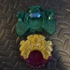 妖怪ウォッチ　妖怪メダル　秘宝妖怪エンブレム　2個