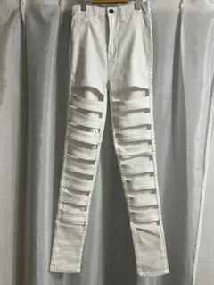 ☆新品☆ズボン（白）