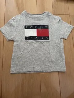 TOMMY JEANS グレー Tシャツ