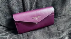 MICHAEL KORS 長財布のサムネイル