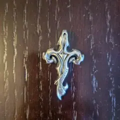 シルバー925 貴重 オシャレな クロスペンダントトップ