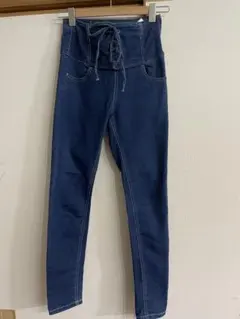 Item thumbnail for item c7648816-6ead-4253-ac4d-0902d60bd57e