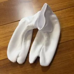 七五三　ホワイト 足袋 二股デザイン 3歳　15センチ前後