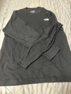 THE NORTH FACE 長袖Tシャツ ブラックのサムネイル