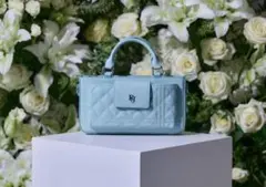 訳あり❗️ 完売品 Riu Enamel Phone bag ミント - メルカリ