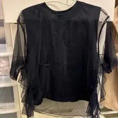 ブラック チュール トップス&ホワイトトップス&ブルートップスのサムネイル