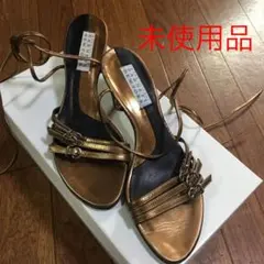 バーニーズニューヨーク 未使用品サンダルのサムネイル