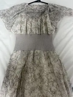 MERCURYDUO ウエストリブ切替フレアスリーブ花柄ワンピース