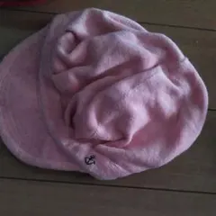 COMBI　ピンクの帽子のサムネイル
