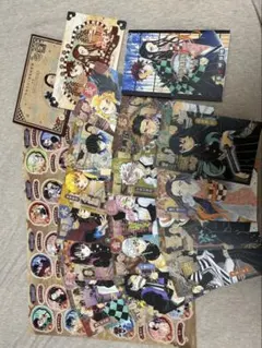 鬼滅の刃 4冊 ポストカード16種類 キャラシール32 缶バッジ大2小6