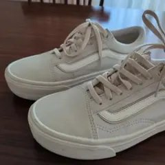 VANS Old Skool オフホワイト スニーカーのサムネイル
