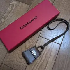 フェラガモ　バッグチャーム