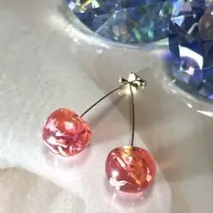 【 新品 未使用 】さくらんぼ チェリー ピアス かわいい 夜 春 冬 夏 秋