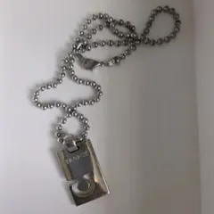 TAURUS プレートネックレス シルバーカラー